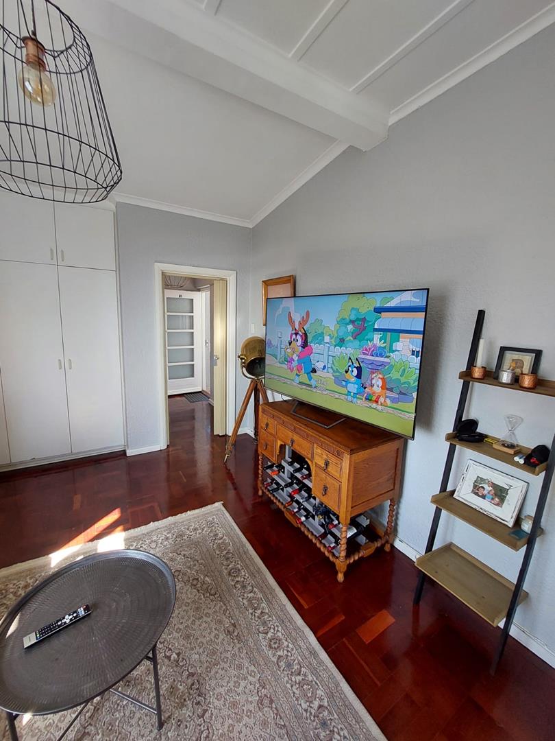 1 Bedroom Property for Sale in Camps Bay Western Cape